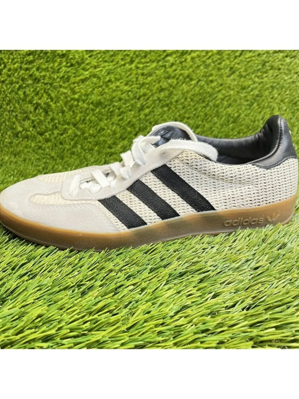 Adidas Gazelle Mens Size 6.5 Beige Black Gum Athletic Walking Shoes Sneakers